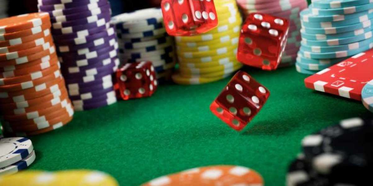 Mastering How to Play Online Baccarat