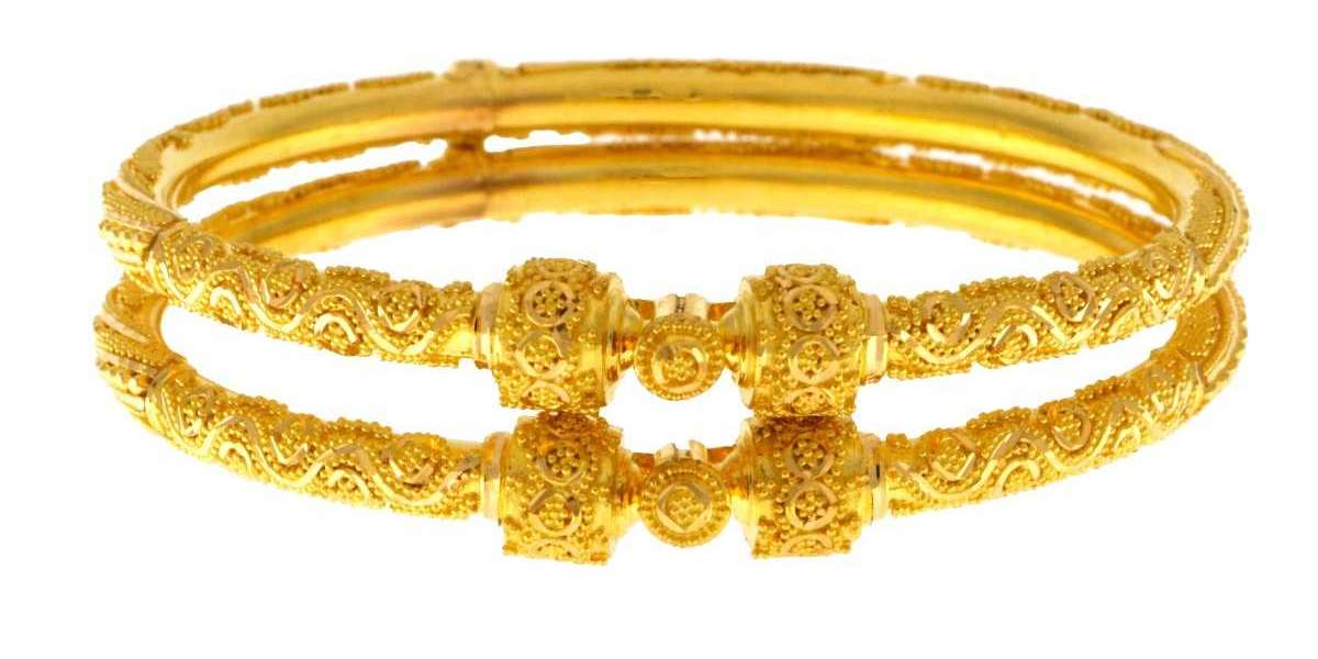 Yellow Indian Bangles: The Timeless Allure of Gold Jewellery