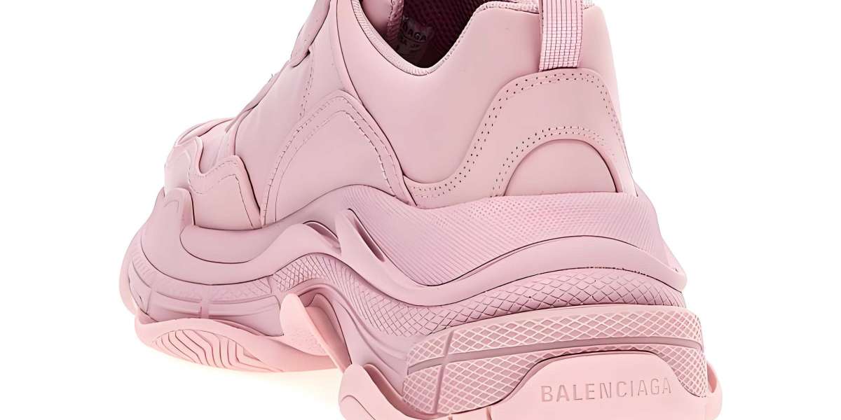 Balenciaga 台灣專櫃指南